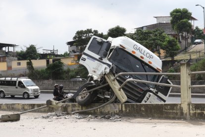 Así quedó el vehículo pesado