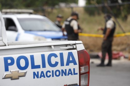 El cuerpo quedó detrás de un tráiler estacionado en un callejón ubicado junto al Planetario.
