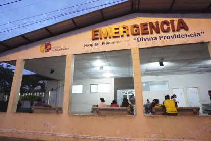El menor fue llevado hasta esta casa de salud