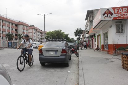 En el carro fue hallada la persona sin vida.