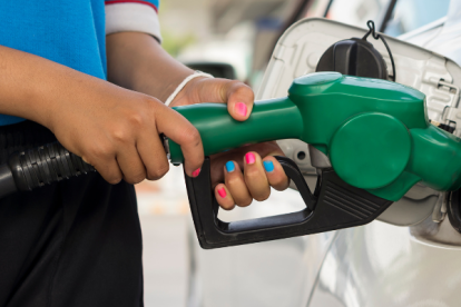 La gasolina de Ecuador, entre el top 20 de las baratas.