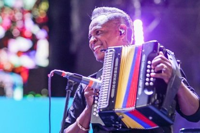 Omar Geles deja un gran legado musical tanto como autor como intérprete de exitosas canciones del vallenato.