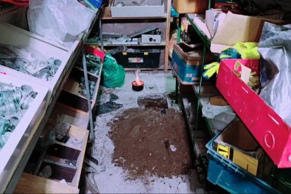 En este sitio se enterró parte de la osamenta de un cadáver desconocido.