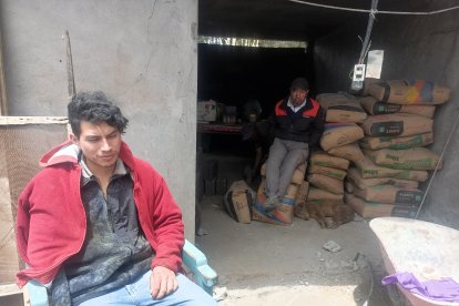 En Ambato, tres familias perdieron sus viviendas en un incendio