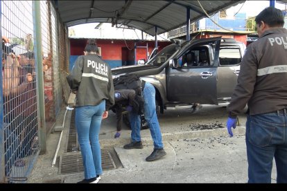 El pariente de alias Fito estaba en una  lavadora de carros cuando fue atacado.