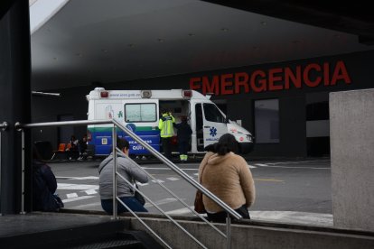 Cuando muere una persona en un hospital, por lo menos unas ocho personas se enteran del hecho.