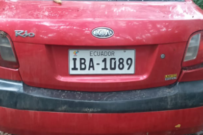 El carro que tenía en su interior los cuerpos.