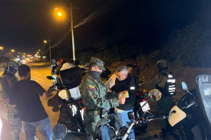 Hubo detenciones en Manta.