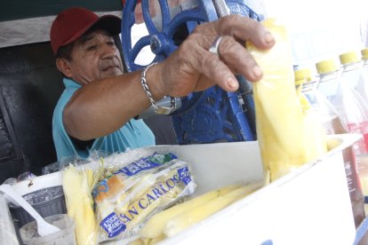 Los mangos también forman parte del 'menú' del Chino.