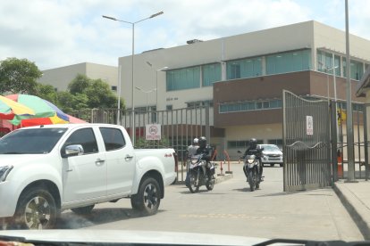 En el de Monte Sinaí también estarían ‘vendiendo’ cadáveres.