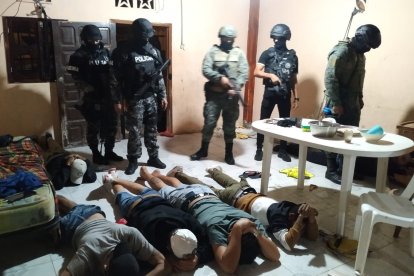 En una operación coordinada con Fuerzas Armadas ejecutaron 26 allanamientos.