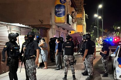 Policía en el lugar acordonó el área