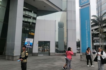 Entidad.- El exterior del edificio del SRI en Guayaquil