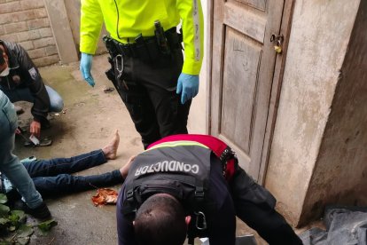 Se inició una investigación para determinar las causas de la muerte.