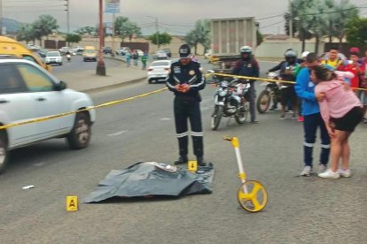 El conductor implicado se dio a la fuga.