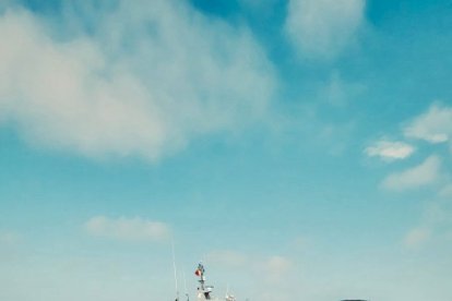 Los tripulantes fueron vistos en buenas condiciones.