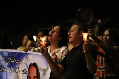 Conocidos de Valeria lloran por lo que le pasó.