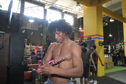 Carlos Mina espera tener la posibilidad de regresar al cuadrilátero.