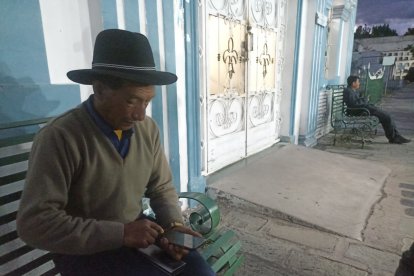 En este Día del Padre, Juan Yagloa Guamán dará sepultura a dos hijos.