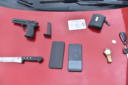 Esta es la evidencia que encontró la Policía a los extranjeros.