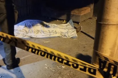 Así quedó el cuerpo en Codesa, Esmeraldas.