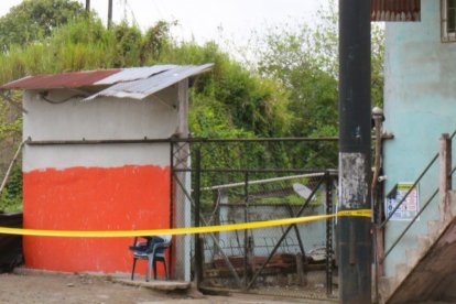 El lugar fue cercado por la Policía.