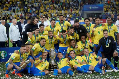 Brasil se quedó con el trofeo de la Copa América en su casa.