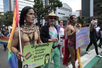 Sumak y otros compañeros hacen activismo también en sus comunidades.