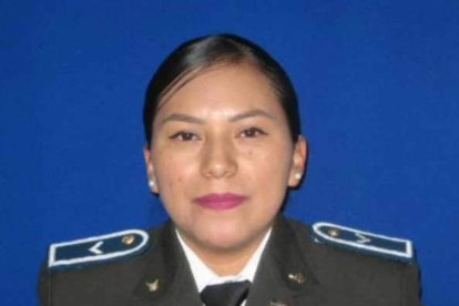 Dayana Lamiña se desempeñaba como cabo segunda de la Policía en Imbabura. Tenía una bebé de 10 meses de edad.