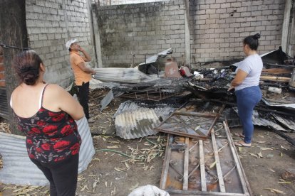 Vecinos no pudieron impedir que se consumara la tragedia.