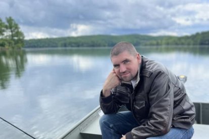 Robert Francis Jones recorre los pueblos de Estados Unidos en busca de historias paranormales.