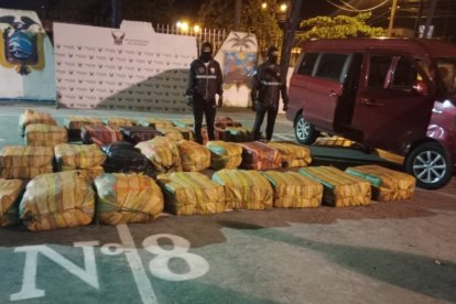 Gran cantidad de droga fue incautada en Esmeraldas.