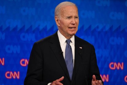 Joe Biden se notó afectado por una gripe.