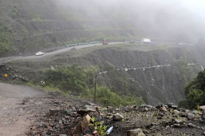 En la zona se han registrado cierres viales, a causa de las condiciones climáticas.