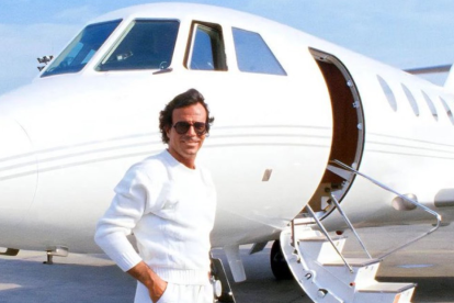 Julio Iglesias es el protagonista de los memes.