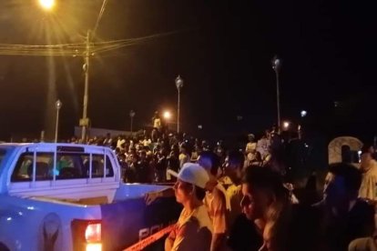 La Policía llegó al sitio para recabar indicios.