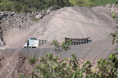 Los controles en la zona se mantendrán, sobre todo por el irrespeto a las leyes y a la consulta popular de algunas empresas.