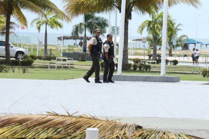 Los patrullajes por diferentes sectores de la capital esmeraldeña se han incrementado para devolverle la seguridad.