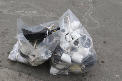 En el operativo se incautó cámaras usadas para vigilar el sector desde una casa.