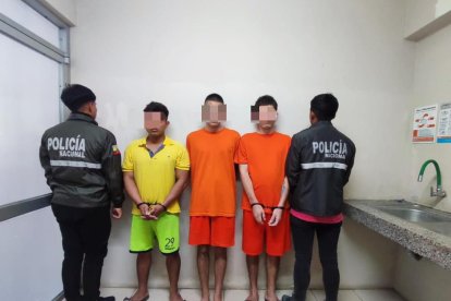 Los detenidos fueron presentados por la policía