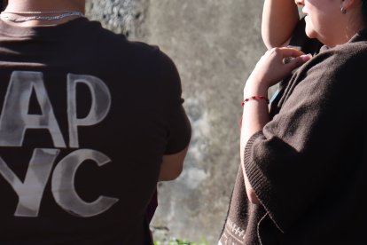 La progenitora pidió resguardar su identidad por miedo a amenazas.