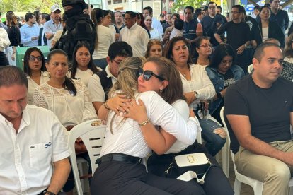 Lagrimas al recordar el primer año del asesinato de Intriago.