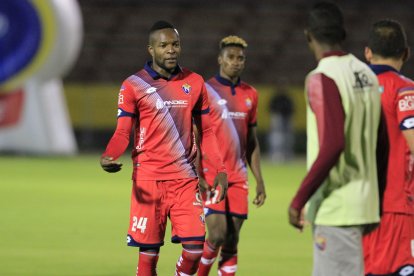 Rinson López jugó como ecuatoriano en El Nacional.