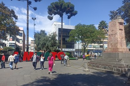 En la Fiscalía, en Ambato, investigan las denuncias de las personas que han sido afectadas por secuestradores.