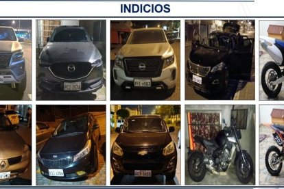Los vehículos incautados en la operación policial.
