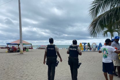 Poca concurrencia se notó la mañana de este viernes 26 de julio en la playa de Atacames.