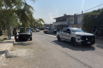 Autoridades de Ciudad Juárez, fronteriza con Estados Unidos, se declararon en alerta tras las detenciones de los líderes del Cártel de Sinaloa.