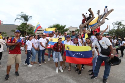 La congregación de venezolanos tiene lugar en el norte de Guayaquil.