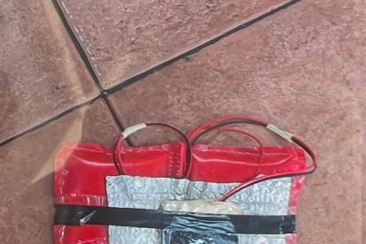 El artefacto que fue encontrado en la gasolinera.