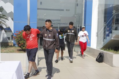 Dos sospechosos del crimen fueron detenidos.